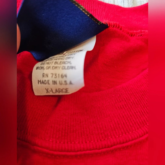Oarsman 913 Vintage •Size XL• Red Tee Shirt Men's Embroidered Myrtle Beach Gold - Picture 6 of 7